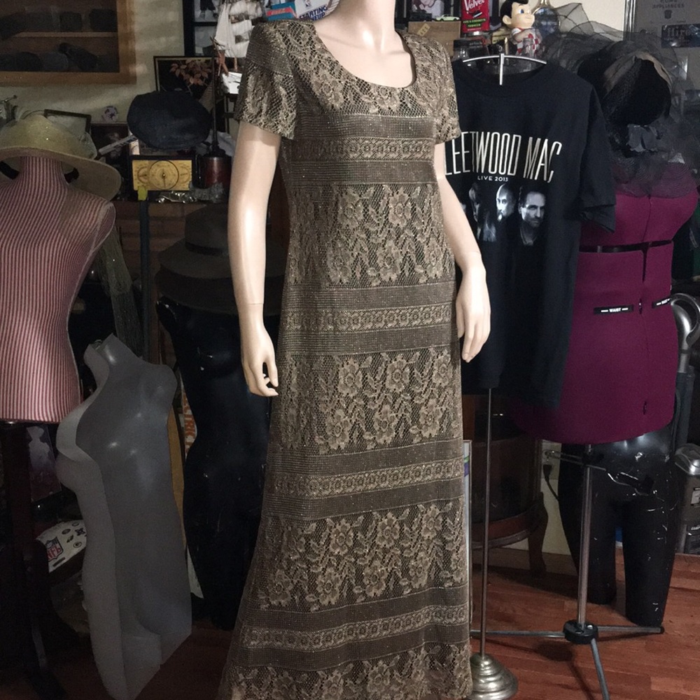Jessica Howard Metallic Dress